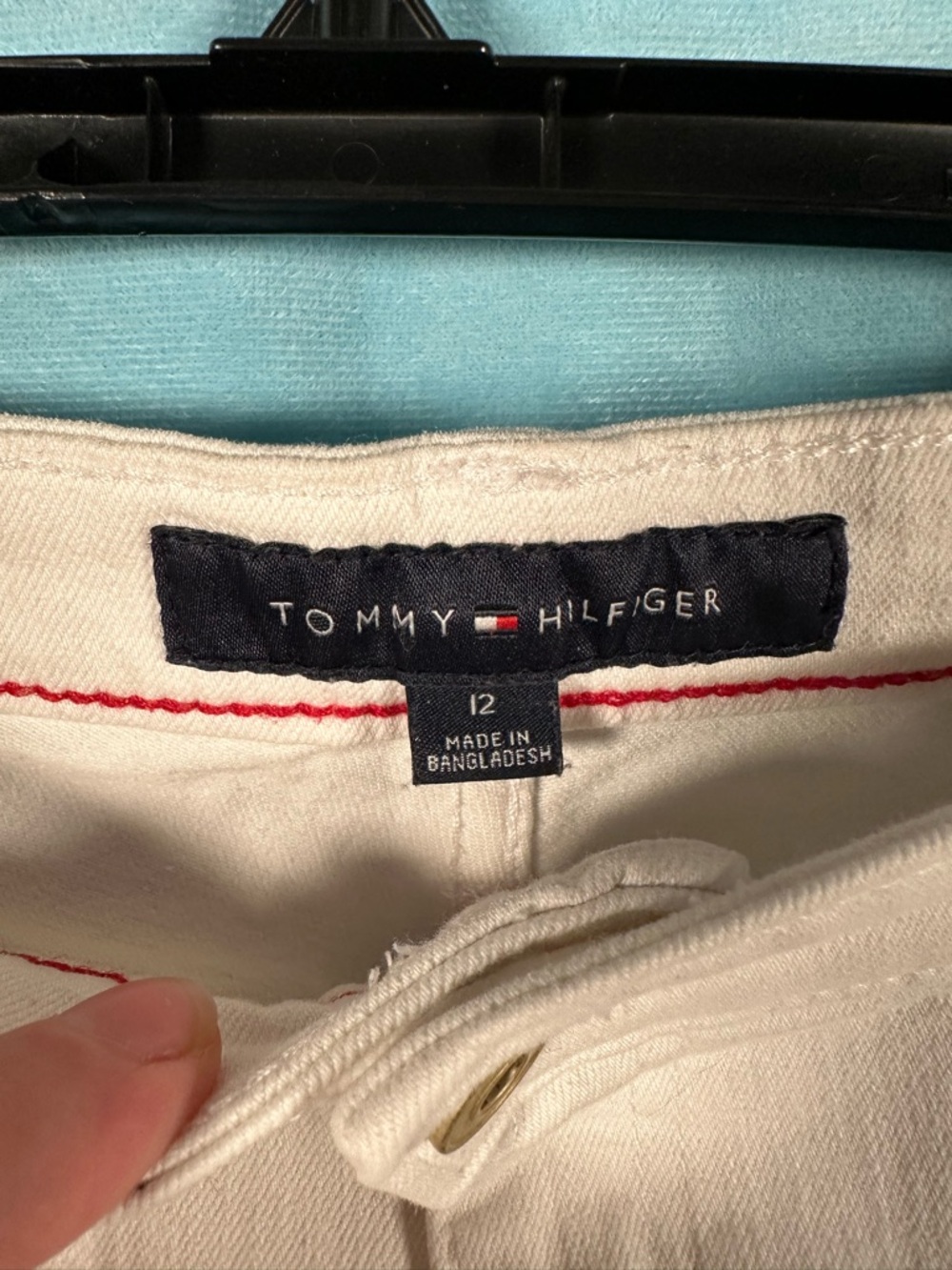Tommy Hilfiger Light White Frayed Hem Jean Shorts - Picture 3 of 3
